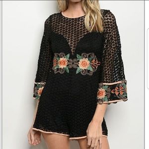 🔥🔥🔥 Super Stylish Black Romper